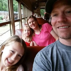 Meet your Posher, Leslie